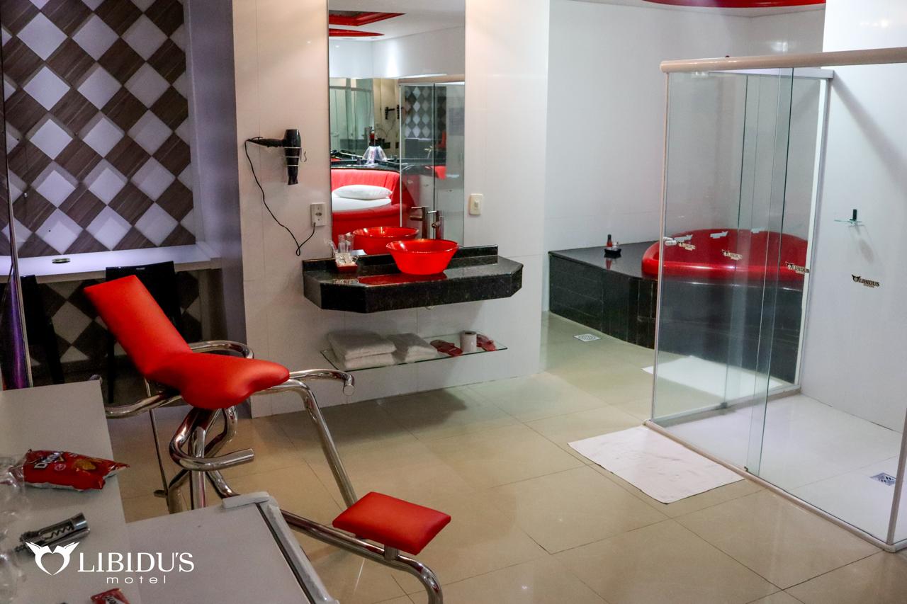 Detalhes intimistas da Suíte Erótica no Motel Libidus Joinville